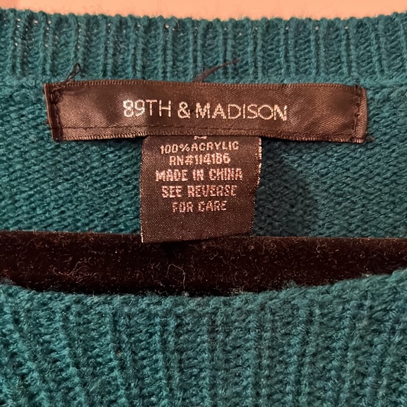 Blue green colored basic sweater by 89th & Madison - Picture 2 of 2